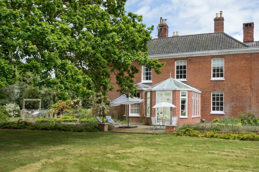 Lingwood Hall Exterior foto